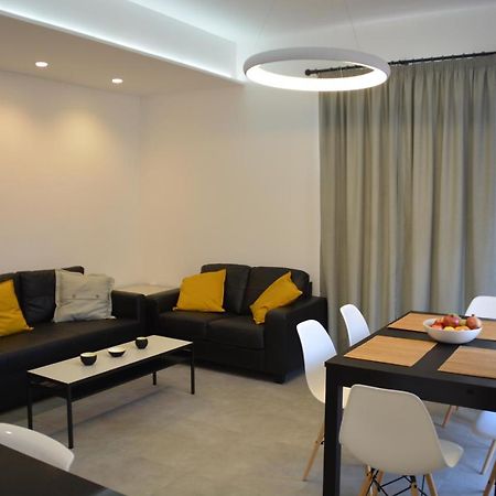 Luminoso Y Moderno Apartamento En El Centro Granada Luaran gambar
